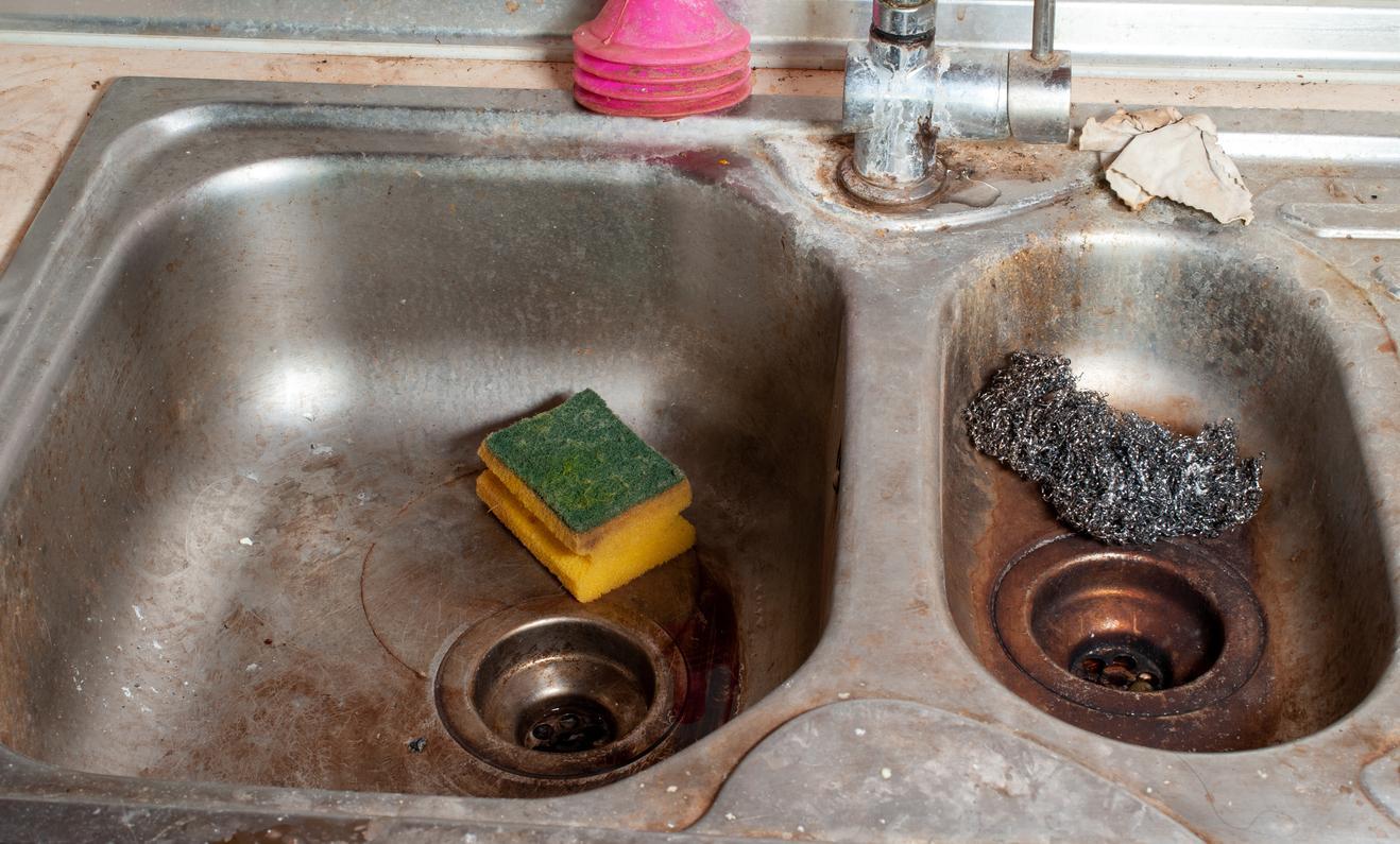 kitchen sink smell like sewer